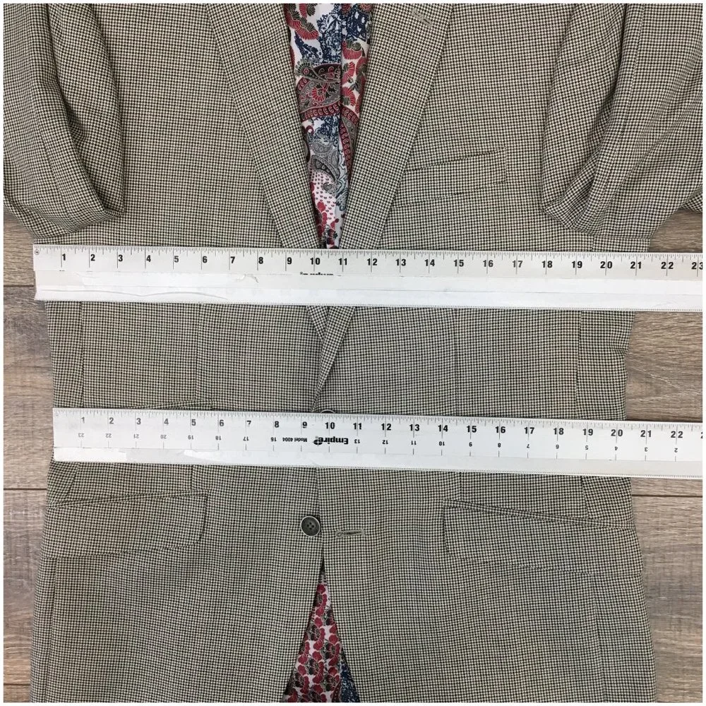 Van Heusen‎ Mens Blazer Sport Coat Two Button Casual Jacket Size 40R Suits
